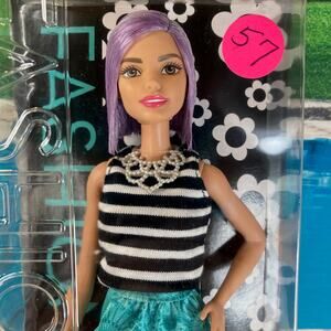 Mattel 12" Fashionista Barbie #18 Va-Va-Violet #DGY59 (2015) NRFB